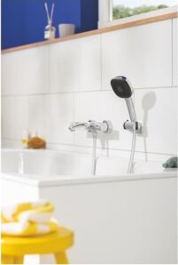 Comfort 110 El Duşu, 3 Akışlı (Masaj, Yağmur & Jet), Smartswitch, 110MM Kare Duş Başlığı, Silikon Halka, Kireç Önleyici Sistem, Krom, 26092001