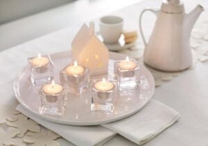Bolsius Tealight Mum 50 Adet, 4 Saat Uzun Yanma Süreli, Dumansız & Parfümsüz, Beyaz Dekoratif Mum, Doğal Bitki Mumu, Palmiye Yağı Içermez