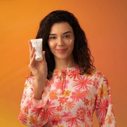 Organik Leke Önleyici Koruyucu Yüz Güneş Kremi SPF50 50ML