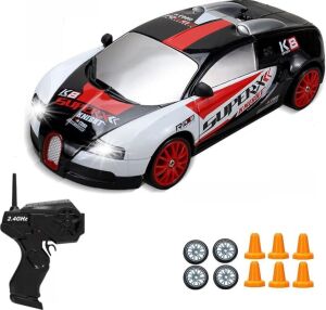 1:24 Ölçek Oyuncak 4x4 Uzaktan Kumandalı 20 Km/h Hız Drift Için Üretilmiş Şarjlı Araba Rc Yarış Arabası Full Fonksiyon Parkur Dubaları ve Drift Tekerleri 500 Mah Batarya (Siyah Spor)