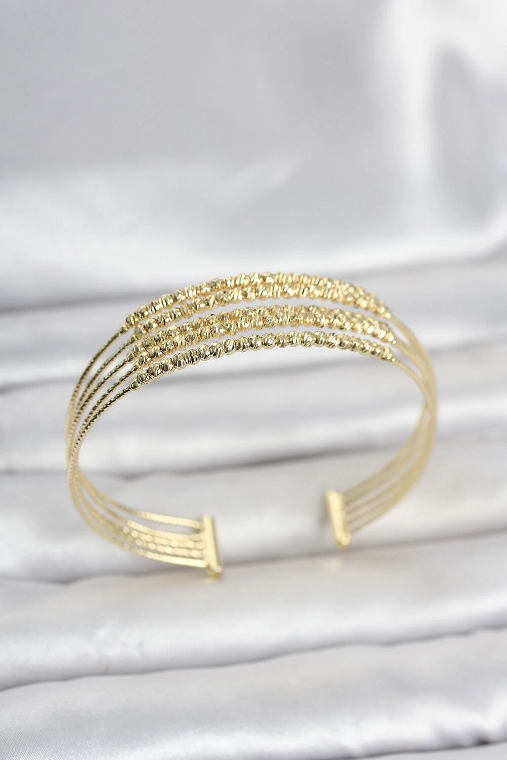 Gold Renk Pirinç Minimal Dorikalı Kadın Bileklik