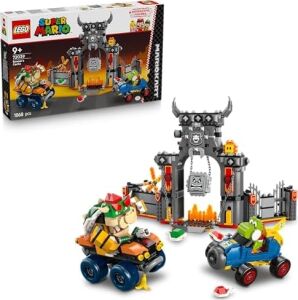 Super Mario: Mario Kart – Bowser Kalesi 72039 – 9 Yaş ve Üzeri Çocuklar Için Bowser Kale Temalı Yaratıcı Oyuncak Yapım Seti, Genişletilebilir Oyun Deneyimi ve Eğlenceli Hediye Fikri (1068 Parça)