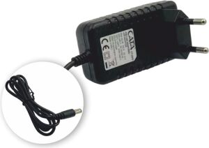 1 Adet Cata Ct 2552 Fişli Adaptör 3.5A 42W 220V
