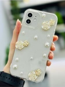 Iphone 12 ve 12 Pro ile Uyumlu Inci Gül Tasarım Oyuncaklı Esnek Silikon Kılıf