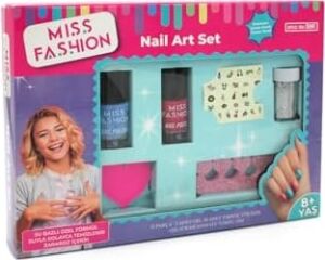 Nail Art Set Su Bazlı Güzellik Setleri
