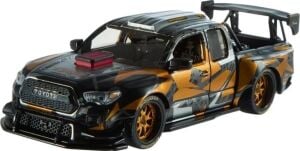 1:43 Premium Araba Debertı Toyota Tacoma HMD41-JCN64