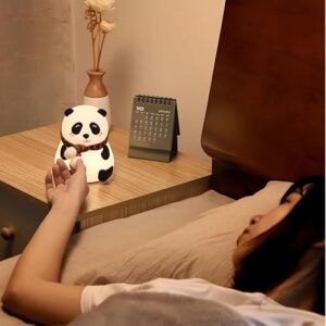 Sevimli Panda Gece Lambası Silikon LED Işık Çocuk Odası Dekoru Hediye (Gözü Açık)