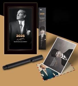 2026 Istikbal Atatürk Ajandası Ayraç Kartpostal Kalem - Siyah