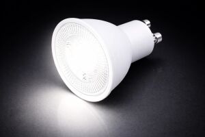 1 Adet Cata Ct 4215 LED Çanak Ampul 8W 6400K Beyaz Işık GU10 Duy