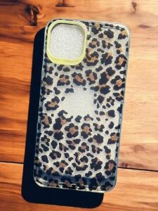 iPhone 11 Uyumlu Renkli Leopar Desenli Kılıf