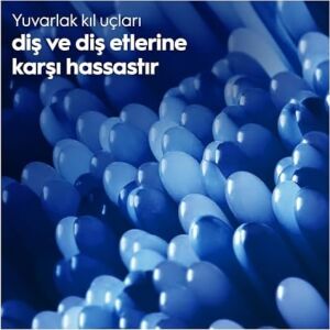 Pro-Expert Advanced Derinlemesine Temizlik Diş Fırçası, Orta Sertlik