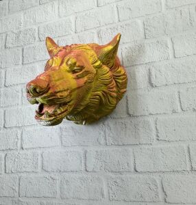 Gold Kurt Duvar Aksesuarı Asılabilir 3D Dekoratif Heykel 25X19 cm