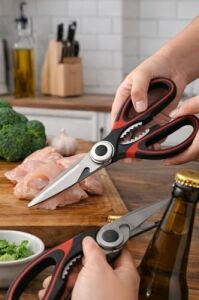 Çok Amaçlı Mutfak Makası, Paslanmaz Çelik Bıçak, Entegre Ceviz Kırıcı ve Şişe Açacağı, Kaymaz Ergonomik Sap, Tavuk, Et, Sebze ve Ambalaj Kesimi Için