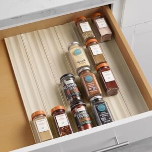 Youcopia Spiceliner Baharat Çekmece Astarı, 3 M Rulo, Kumtaşı