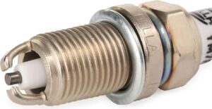 Buji YM7RCS5-9D - Anahtar Genişliği: 16 - Dişli Uzunluğu: 19MM - Elektrot Aralığı: 0.9mm - Dacia Dokker (2013-2015), Lodgy (2013+), Duster (2011-2018), Renault Fluence (2010+) ile Uyumlu