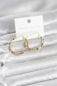 Pirinç Gold Renk Minimal Kare Halka Kadın Küpe